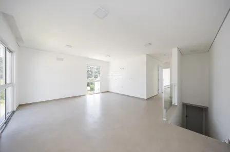 Sobrado com 3 Quartos à venda, 118m² no São Marcos, Campo Largo