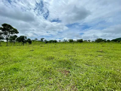 Fazenda/Sítio com 3 Quartos à venda, 121m² no , Itapuranga