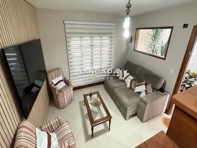 Sobrado com 3 Quartos à venda, 256m² no Vila Dirce, Carapicuíba