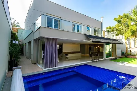 Casa de Condomínio com 3 Quartos para alugar, 600m² no Chácara Santo Antônio (Zona Sul), São Paulo