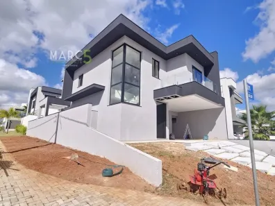 Casa de Condomínio com 3 Quartos à venda, 240m² no Cézar de Souza, Mogi das Cruzes