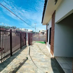 Casa com 2 Quartos para alugar, 130m² no Vila São João, José Bonifácio