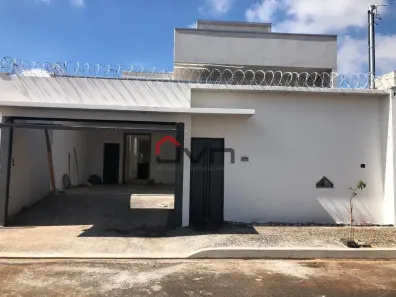 Casa com 3 Quartos à venda, 180m² no Novo Mundo, Uberlândia