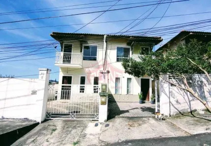 Casa com 2 Quartos à venda, 80m² no Maria Paula, São Gonçalo