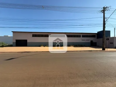 Galpão/Depósito/Armazém para alugar, 1200m² no Interlagos, Araguari