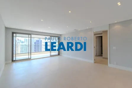 Apartamento com 3 Quartos à venda, 149m² no Moema, São Paulo