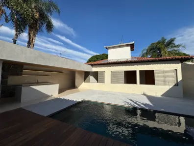 Casa com 4 Quartos à venda, 420m² no Guarujá, Betim