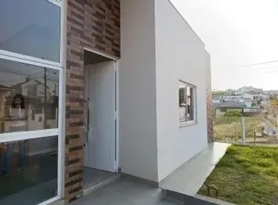 Sobrado com 3 Quartos à venda, 80m² no Jardim Tonato, Carapicuíba