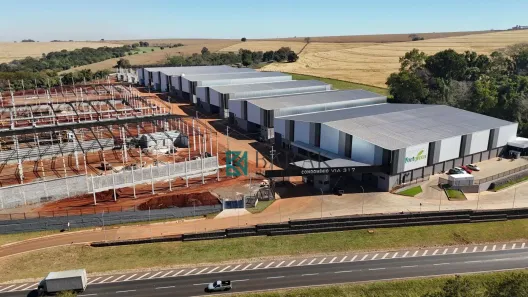 Galpão/Depósito/Armazém para alugar, 2450m² no Parque Industrial, Maringá