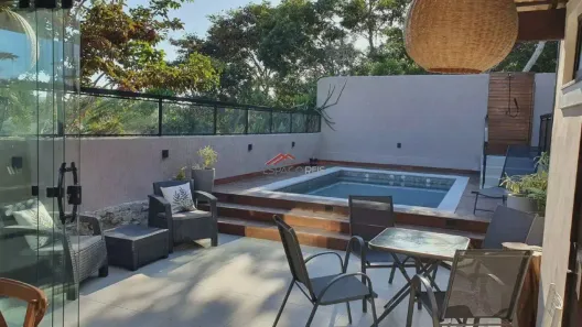 Casa com 6 Quartos à venda, 298m² no Ferradurinha, Armação dos Búzios