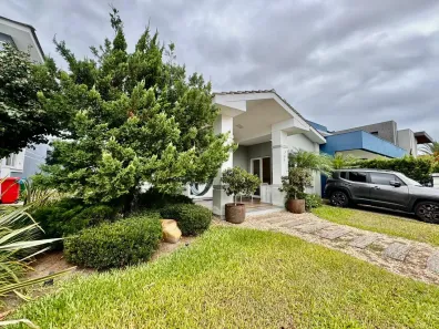 Casa de Condomínio com 3 Quartos à venda, 151m² no , Xangri-Lá