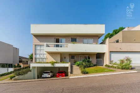 Casa de Condomínio com 5 Quartos à venda, 372m² no São Braz, Curitiba