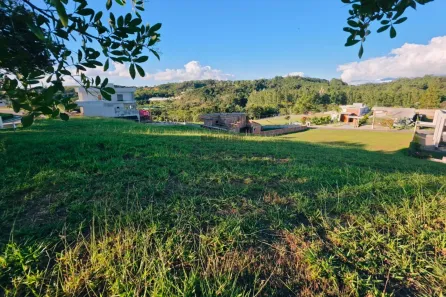 Lote/Terreno à venda, 756m² no Condomínio Residencial Altos da Quinta, São José dos Campos