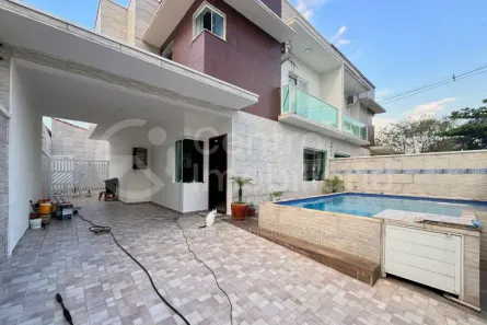 Casa com 3 Quartos à venda, 129m² no , Peruíbe