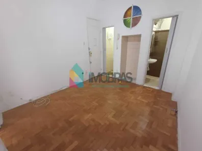 Kitnet com 1 Quarto à venda, 28m² no Copacabana, Rio de Janeiro