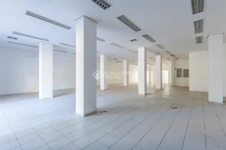 Ponto Comercial para alugar, 313m² no Navegantes, Porto Alegre