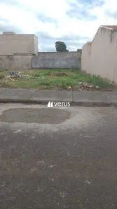 Lote/Terreno à venda, 250m² no São Jorge, Uberlândia