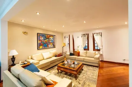 Casa com 4 Quartos à venda, 289m² no Cidade Vargas, São Paulo