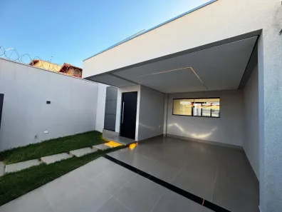 Casa com 3 Quartos à venda, 77m² no Belvedere, Montes Claros