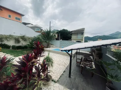 Casa de Condomínio com 3 Quartos à venda, 220m² no Campo Grande, Rio de Janeiro