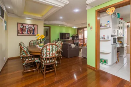 Apartamento com 3 Quartos à venda, 133m² no Vila Ipiranga, Porto Alegre