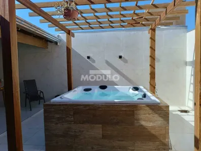 Casa com 3 Quartos à venda, 220m² no Jardim Europa, Uberlândia