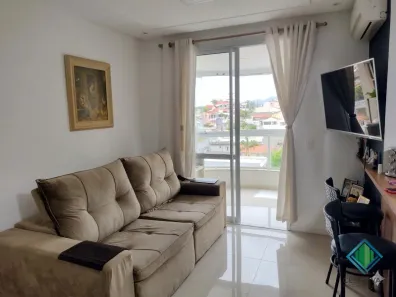 Apartamento com 2 Quartos à venda, 68m² no Barreiros, São José