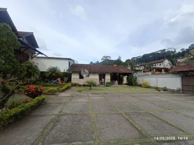 Casa de Condomínio com 3 Quartos para alugar, 155m² no Ermitage, Teresópolis