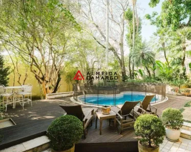 Casa com 4 Quartos à venda, 680m² no Pacaembu, São Paulo