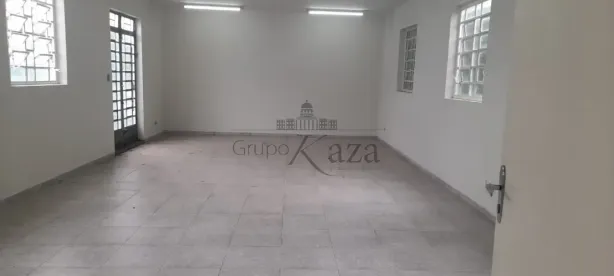 Prédio Comercial para alugar, 150m² no Parque Industrial, São José dos Campos
