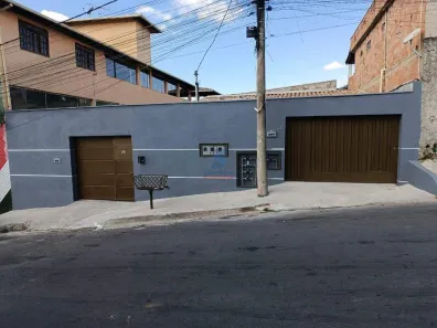 Casa com 2 Quartos para alugar, 179m² no Nacional, Contagem
