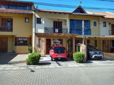 Casa de Condomínio com 2 Quartos à venda, 73m² no Hípica, Porto Alegre