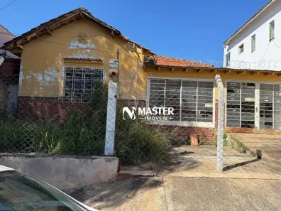 Imóvel Comercial com 3 Quartos à venda, 200m² no Alto Cafezal, Marília