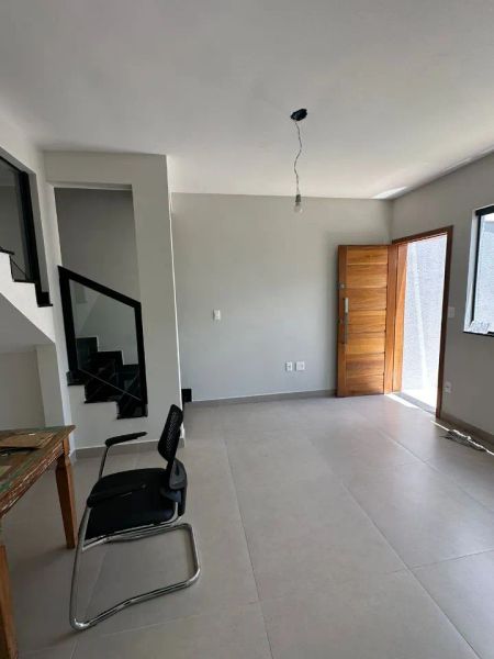 Casa com 2 quartos — Ipiranga, Belo Horizonte