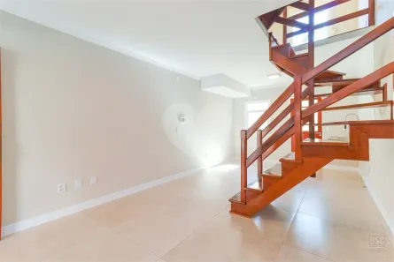 Casa de Condomínio com 2 Quartos para alugar, 103m² no Camaquã, Porto Alegre