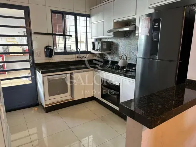 Casa com 2 Quartos à venda, 90m² no Zona 28, Maringá