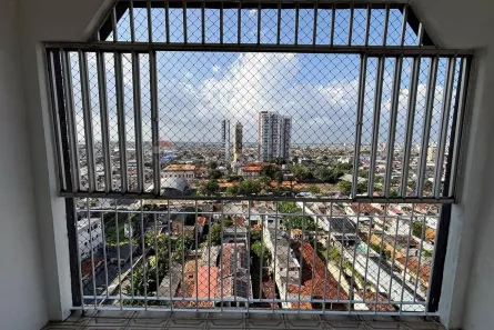 Apartamento com 4 Quartos para alugar, 82m² no Umarizal, Belém