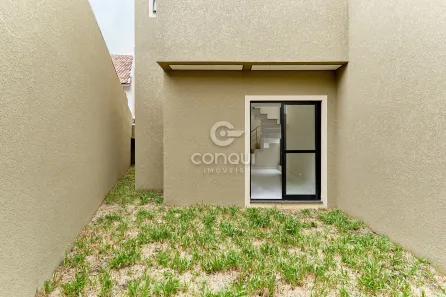 Sobrado com 3 Quartos à venda, 96m² no Uberaba, Curitiba