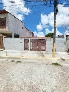 Casa com 3 Quartos à venda, 217m² no Potengi, Natal