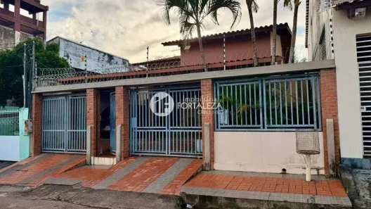 Casa com 4 Quartos à venda, 255m² no Abraão Alab, Rio Branco