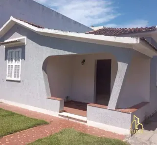 Casa com 4 Quartos para alugar, 120m² no Centro, Araruama