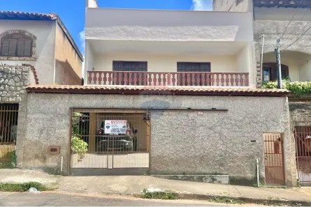 Casa com 7 Quartos à venda, 484m² no Teixeiras, Juiz de Fora