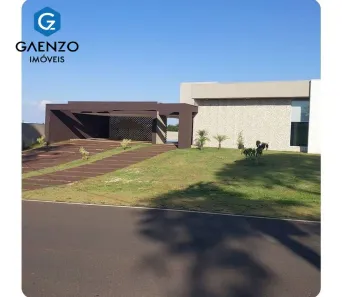 Casa de Condomínio com 3 Quartos à venda, 289m² no Centro, Avaré