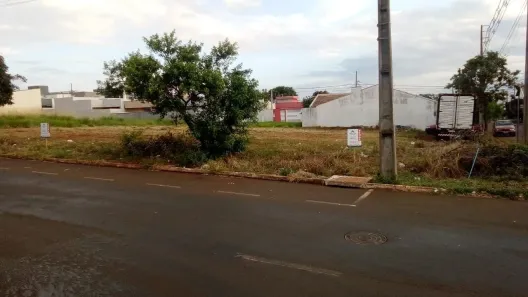 à venda, 783m² no Marialva, Marialva