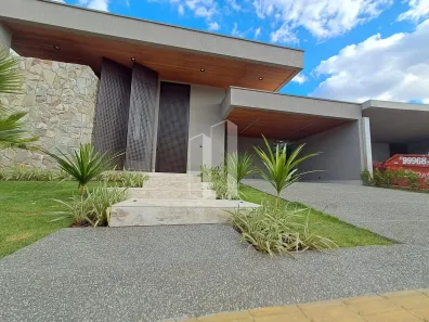 Casa de Condomínio com 4 Quartos à venda, 336m² no Jardins Itália, Goiânia