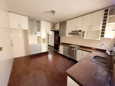 Casa com 4 Quartos para alugar, 210m² no Jardim Monumento, Piracicaba