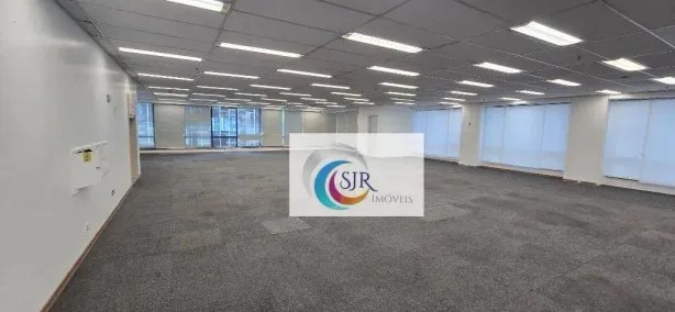 Sala Comercial para alugar, 218m² no Cerqueira César, São Paulo