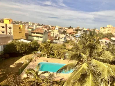 Casa com 4 Quartos para alugar, 304m² no Cancela Preta, Macaé