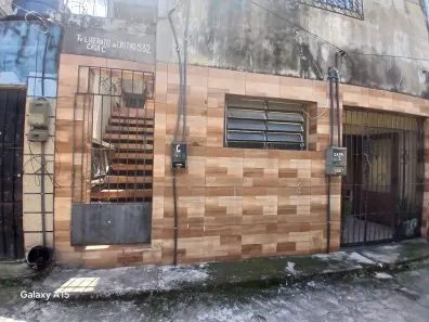 Casa com 2 Quartos para alugar, 80m² no Guamá, Belém