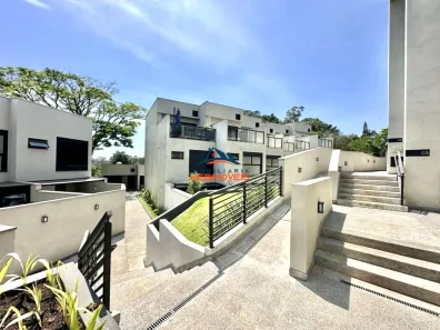 Casa de Condomínio com 2 Quartos à venda, 169m² no Granja Viana, Cotia